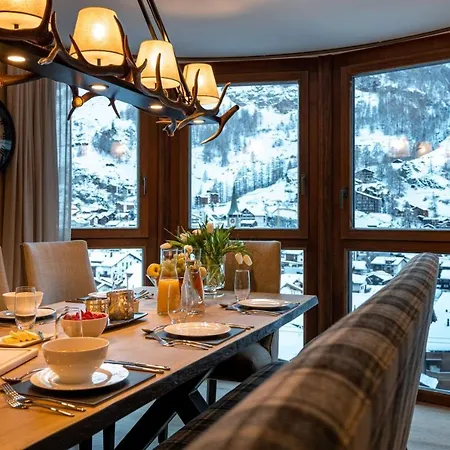 Griede With Spectacular Matterhorn Views 度假居 *