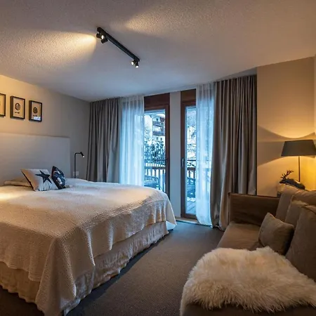 Griede With Spectacular Matterhorn Views
